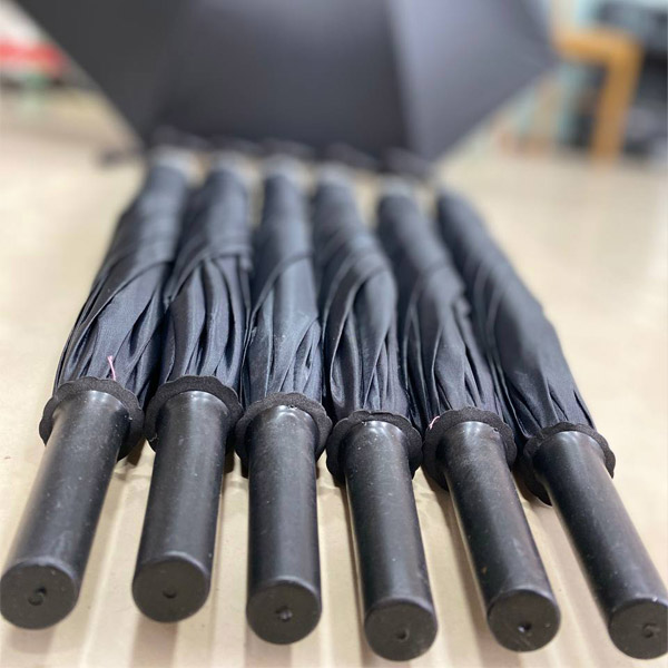 عکس شماره:2 , چتر مردانه دسته عصایی با فنر دوبل | دولایه و با کیفیت بالا