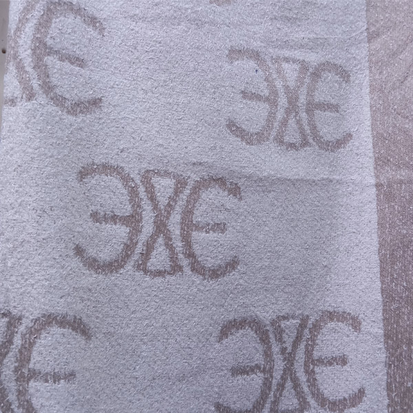 عکس شماره:0 , شال موهر ریشه فیتیله‌ای ۱۸۰×۶۰ – دو رو – مارک EXE