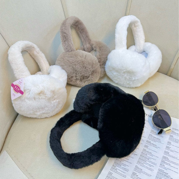 عکس اصلی گوش‌گیر تاشو نرم پلوشی محافظ سرما  – برند Jack Ferrero