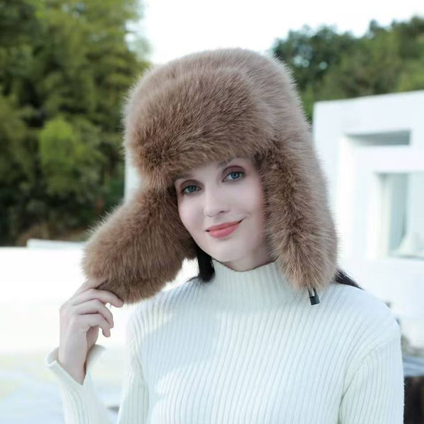 عکس اصلی کلاه پشمی شیک و گرم با پوشش نرم مناسب فصل‌های سرد