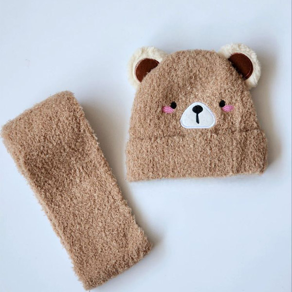 عکس شماره:4 , ست کلاه و شال بچگانه موهر طرح خرس – کلاه موهر با گوش و شال موهر نرم