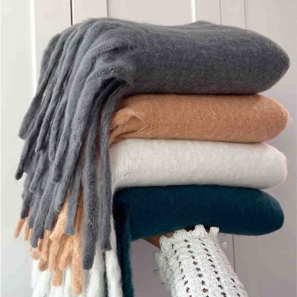 عکس اصلی بیگ اسکارف موهر پشمی ضخیم ۷۰×۱۸۰– شال زمستانی لوکس