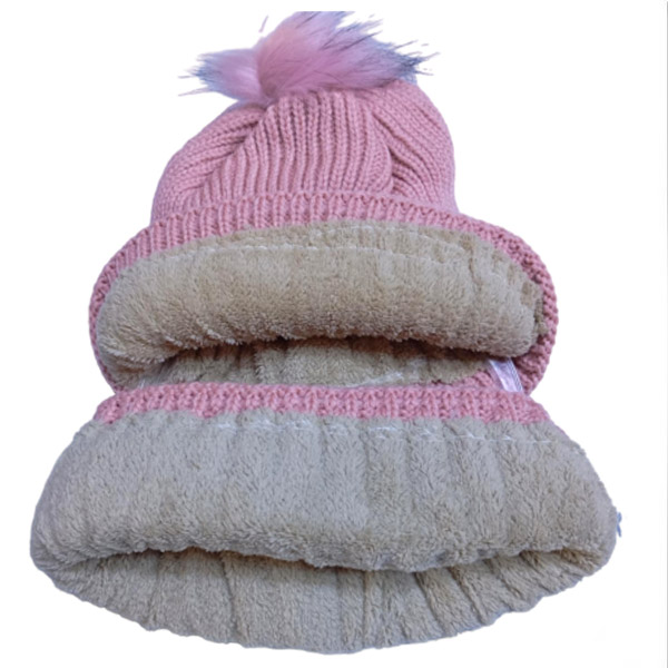 عکس شماره:1 , ست کلاه و شال گردنی بچگانه پوم‌دار دو لایه خزدار