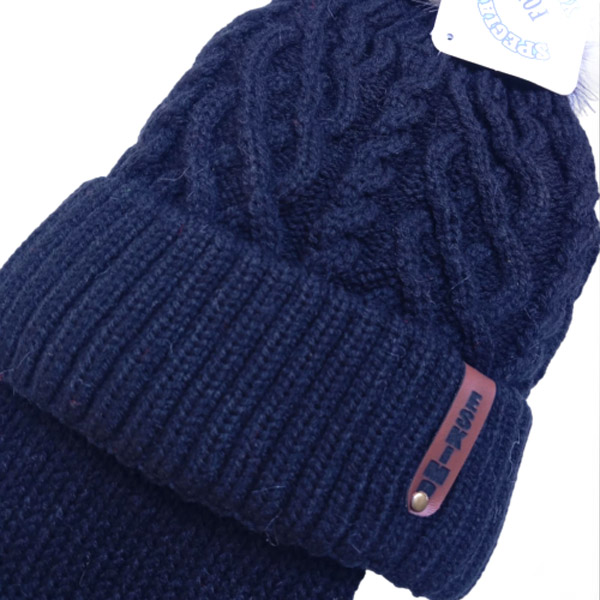 عکس شماره:2 , کلاه بافت بچگانه دو لایه خزدار طرح مارپیچی (تک پوم)