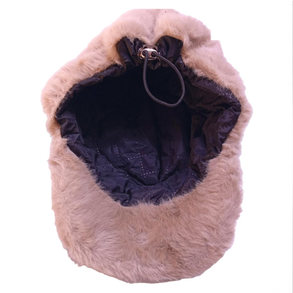 عکس شماره:1 , کلاه تدی زنانه گرم و نرم مناسب فصل زمستان - رنگ‌های متنوع سفید، کرمی، مشکی و نسکافه‌ای